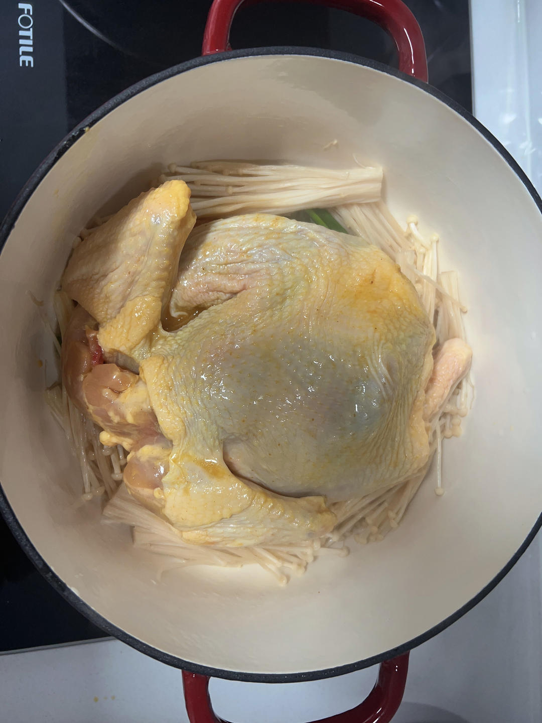 九层塔焗鸡（铸铁锅 珐琅锅 罗勒 盐焗鸡）