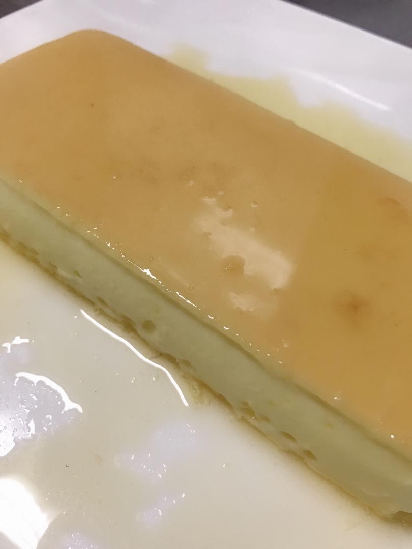 材料简单易上手的焦糖布丁，滑爽，细腻！