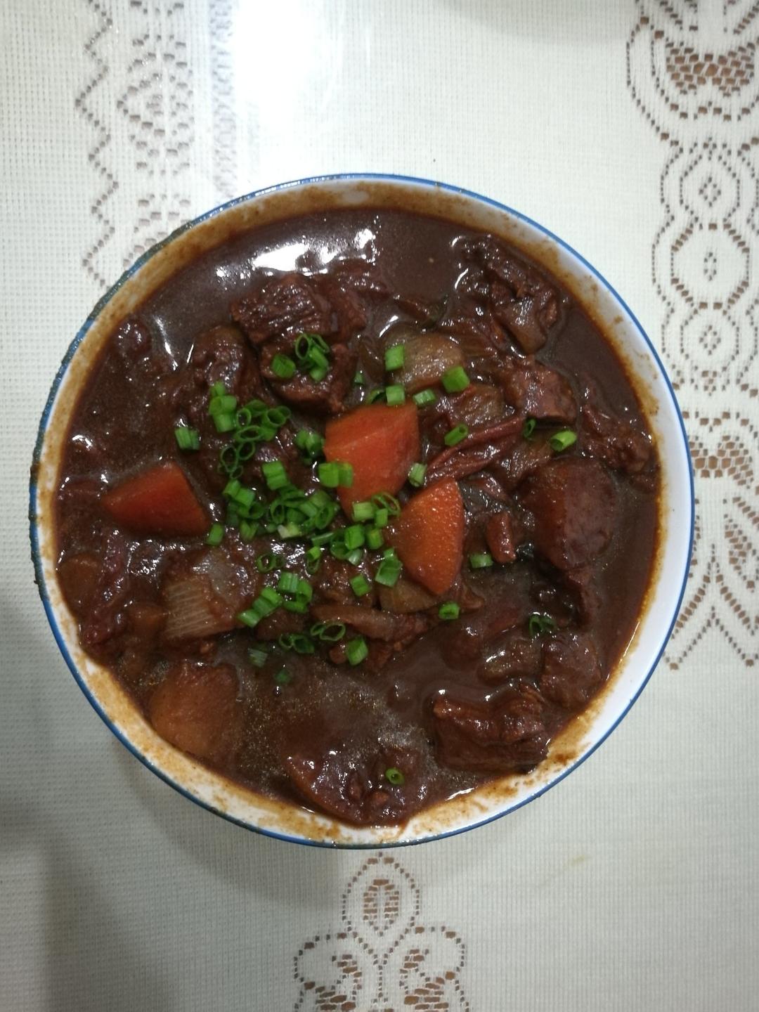 土豆炖牛肉