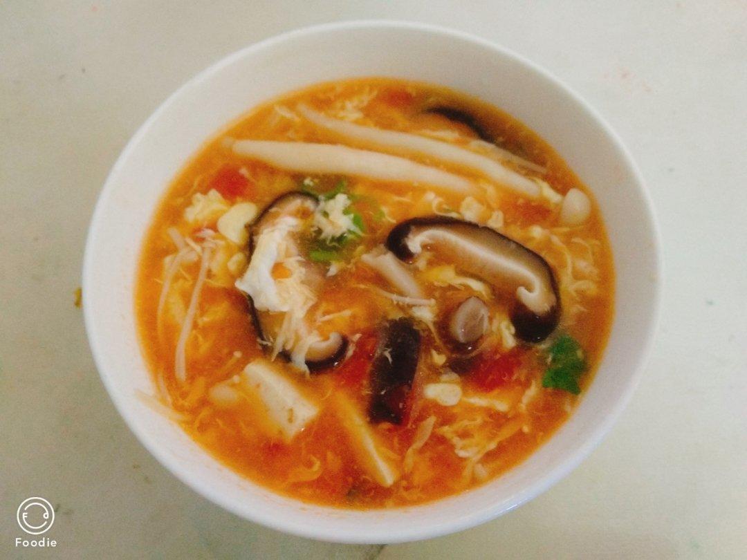 西红柿菌菇豆腐汤
