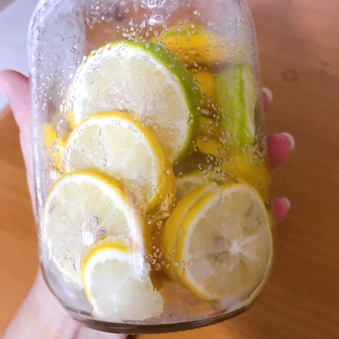 海盐蜂蜜柠檬茶