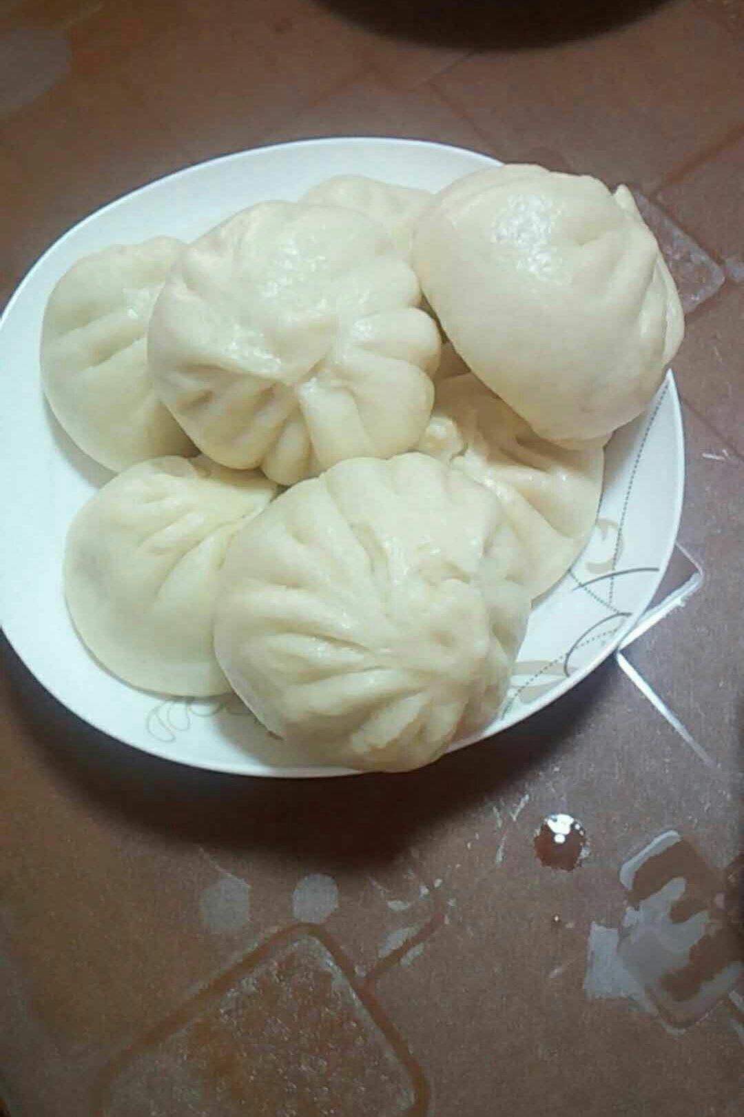 荠菜猪肉包子