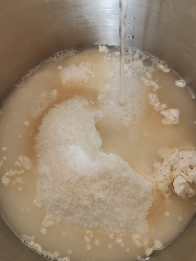 纯奶手撕吐司的做法 步骤1