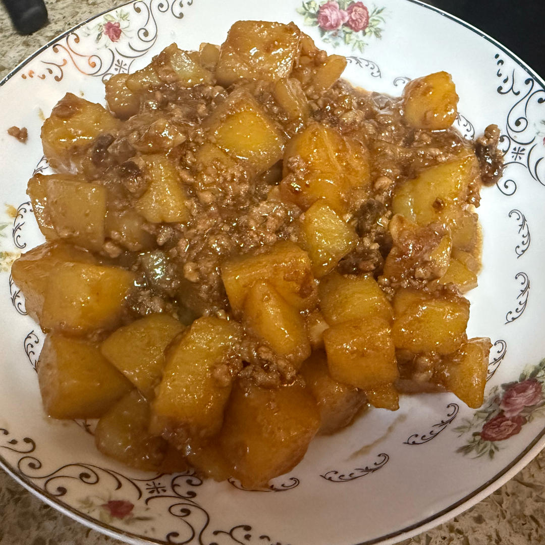 超级下饭的肉沫炒土豆！