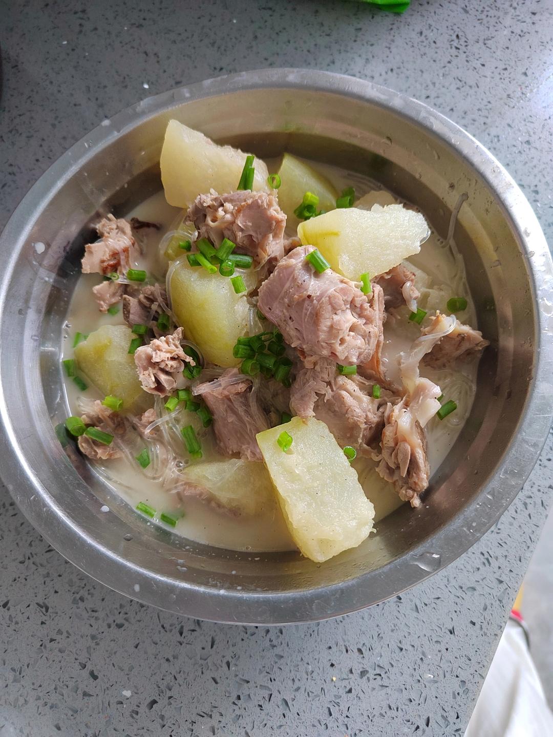 超鲜的冬瓜鸭架汤