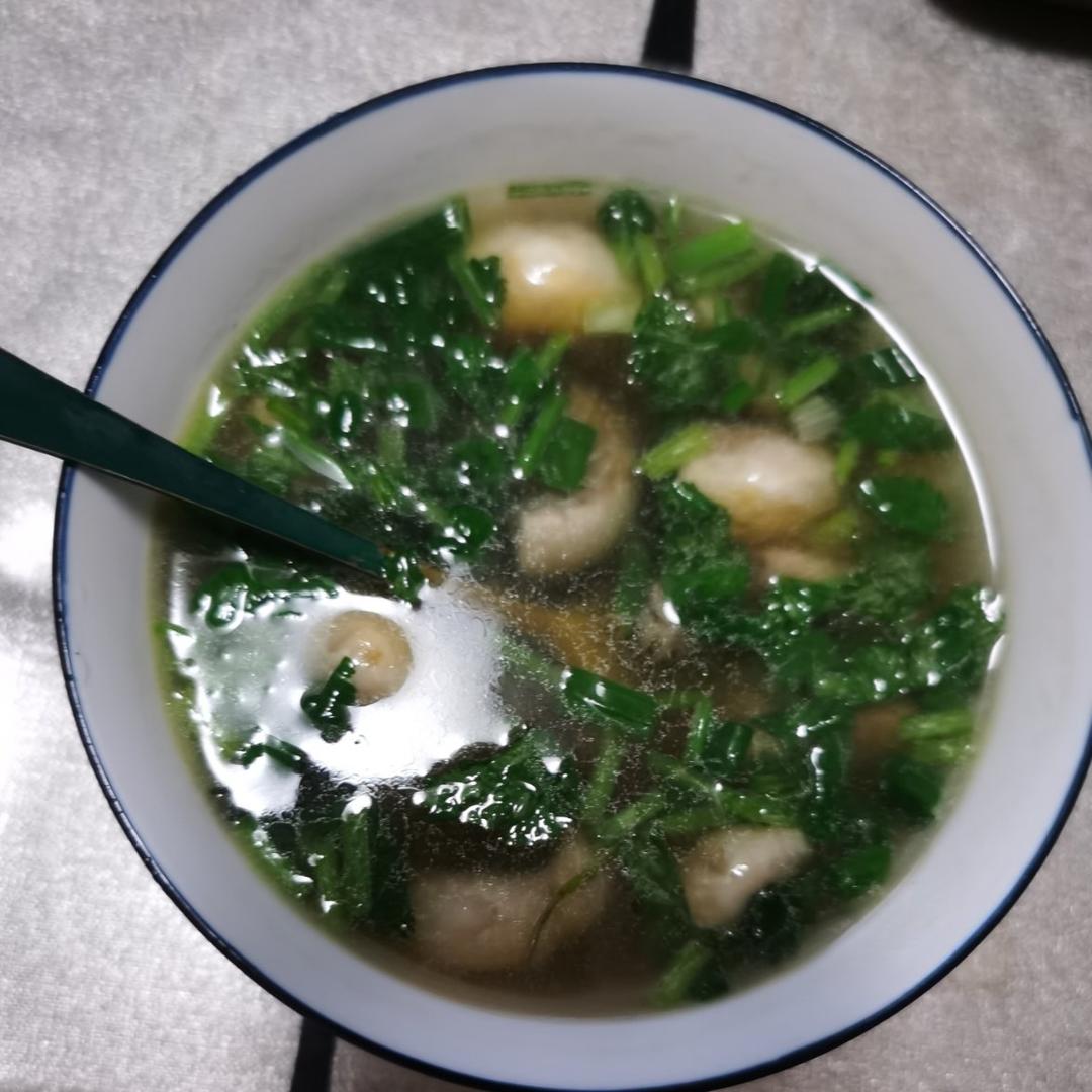 鲜掉眉毛口蘑汤