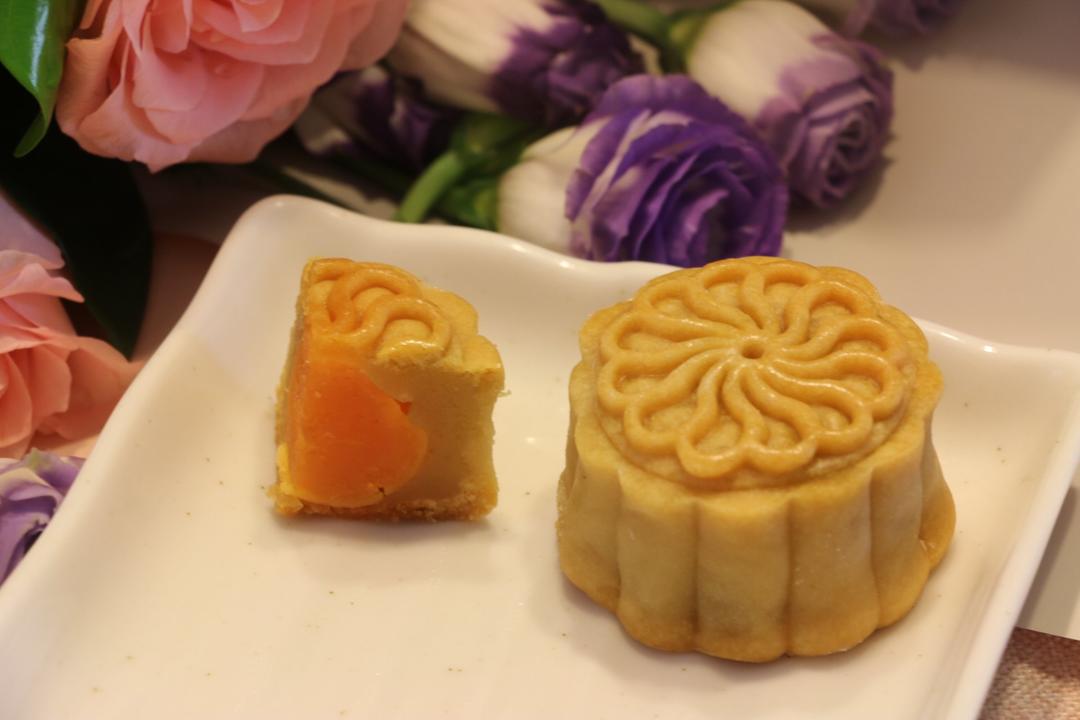 广式莲蓉蛋黄月饼（低糖）