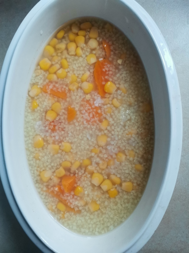 红薯玉米大小米粥的做法
