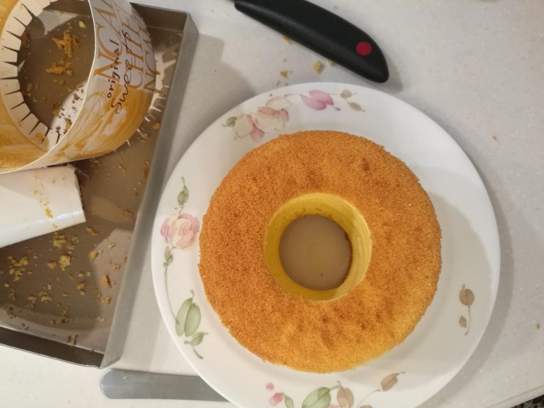 酸奶戚风蛋糕（8寸中空模具）