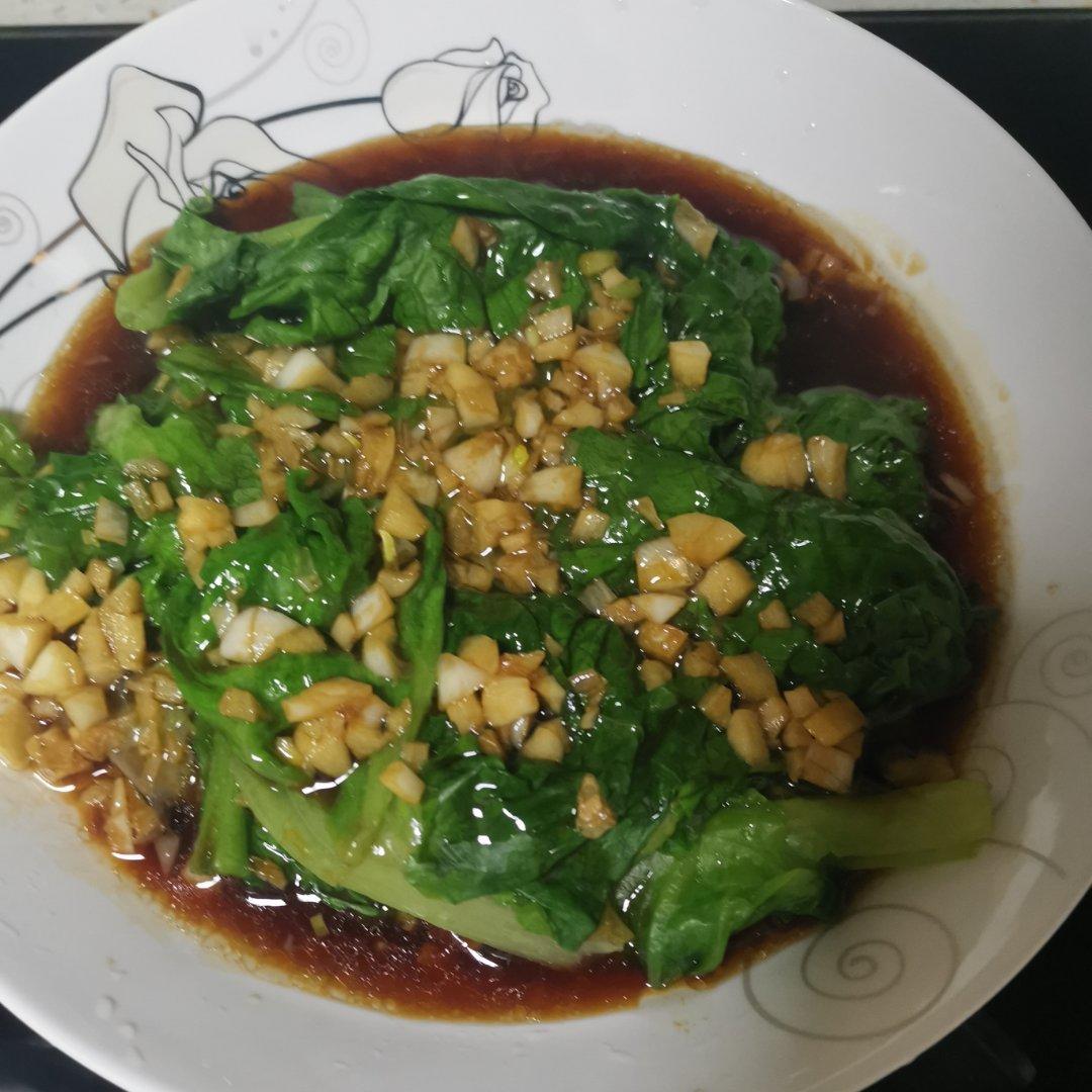 爽脆可口的耗油生菜，2分钟搞定，快手美味