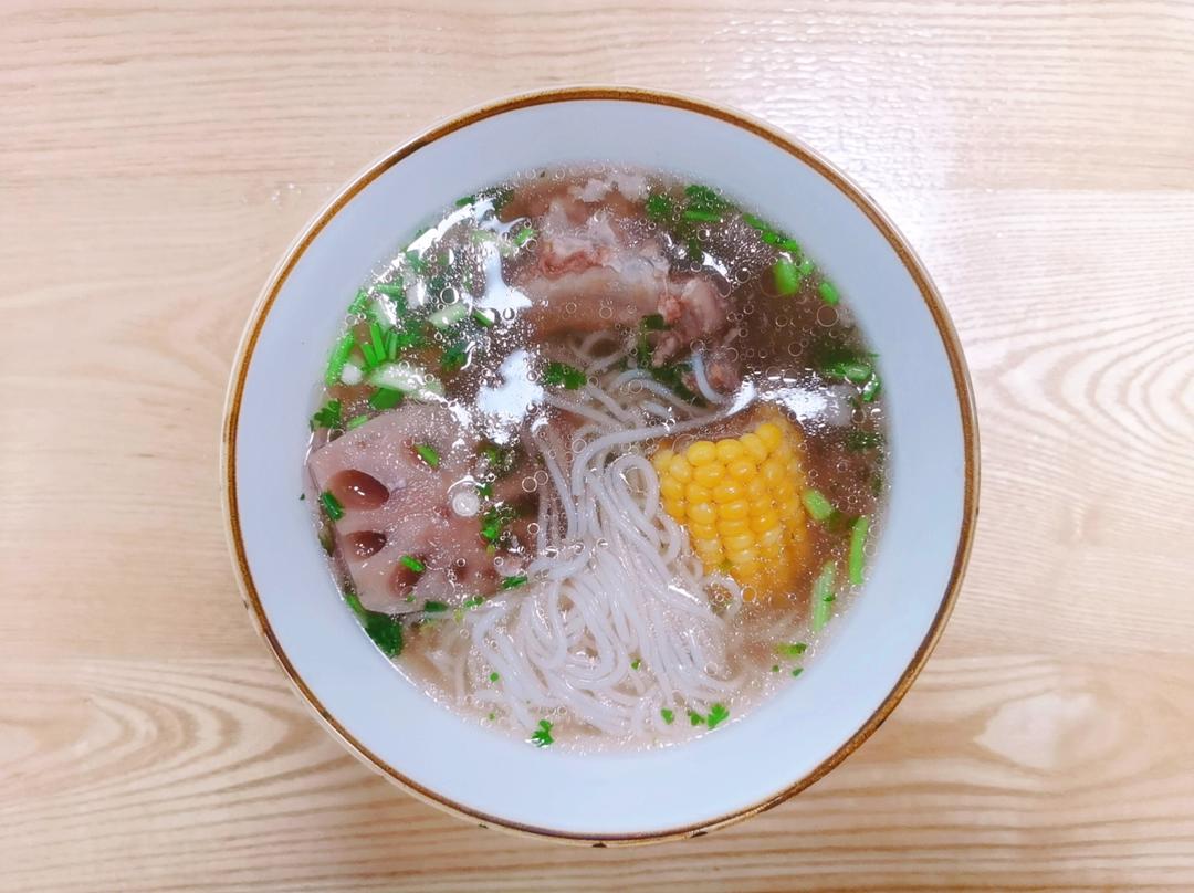粉藕排骨汤