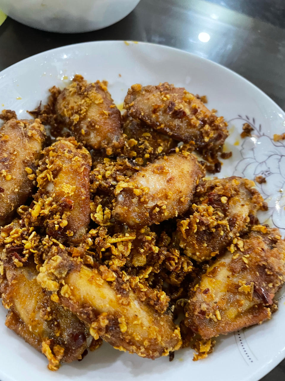 ㊙️外酥里嫩❗️好吃到舔手指的香辣脆皮鸡翅