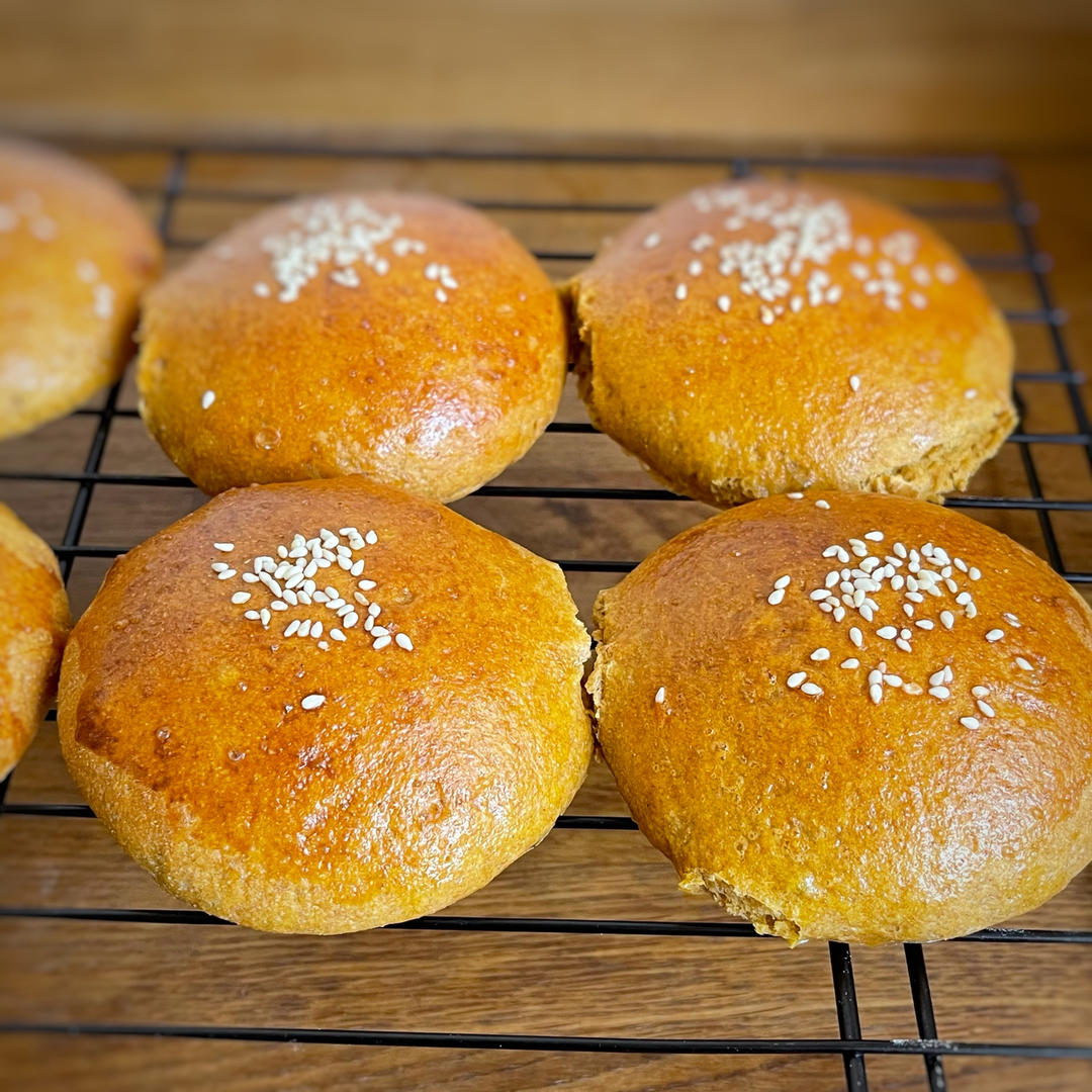 减脂全麦南瓜餐包