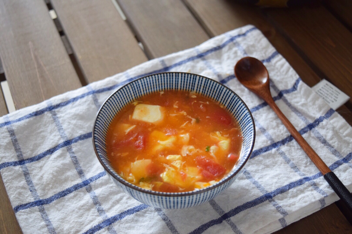 西红柿豆腐酸汤的做法 步骤8