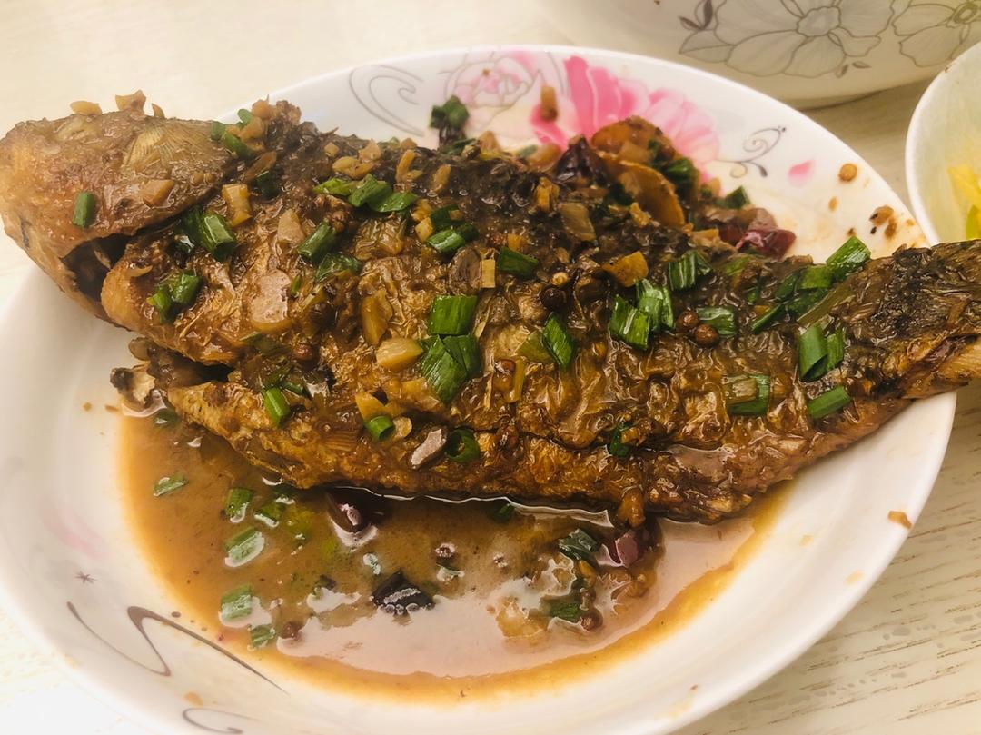 红烧鲫鱼