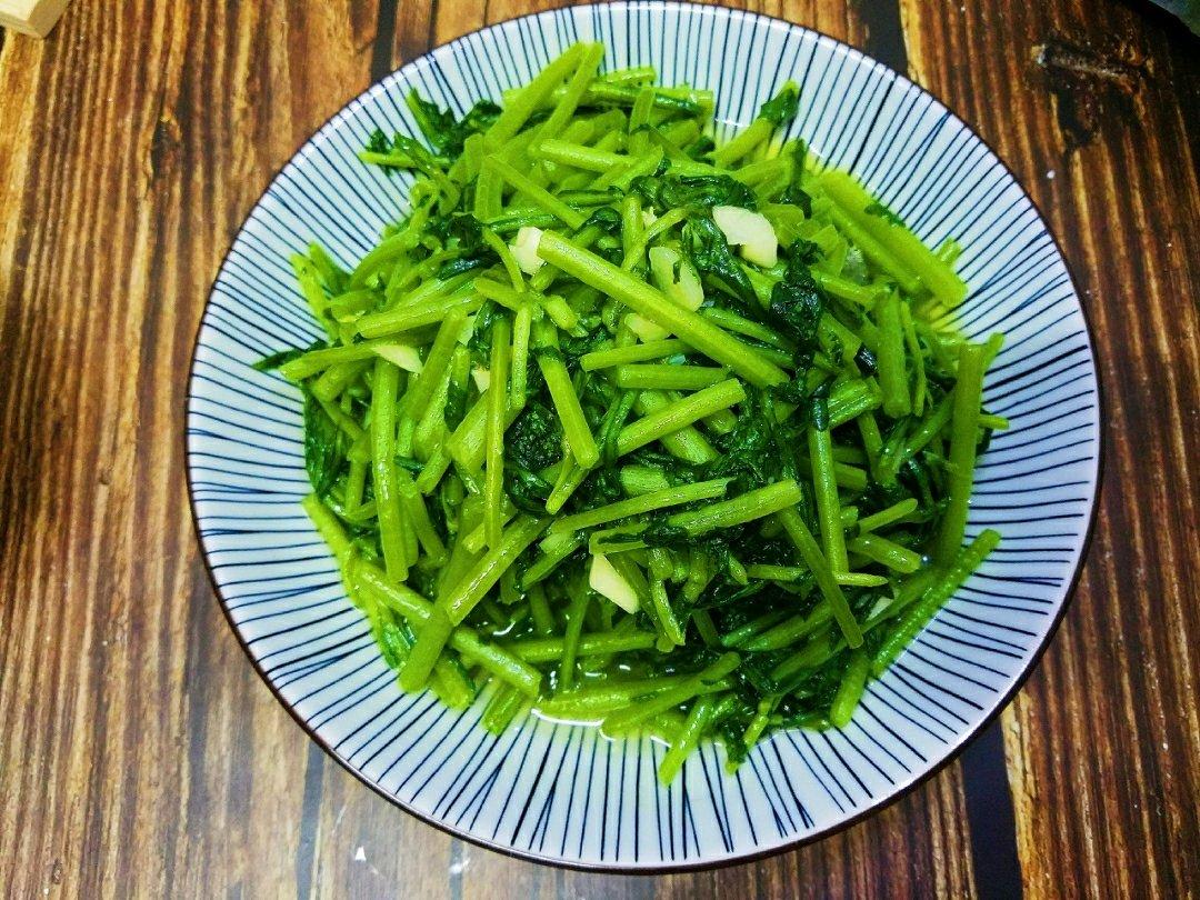 这菜虽便宜，营养价值确是西红柿的6倍，多吃美容养颜还瘦身，赶紧收藏了