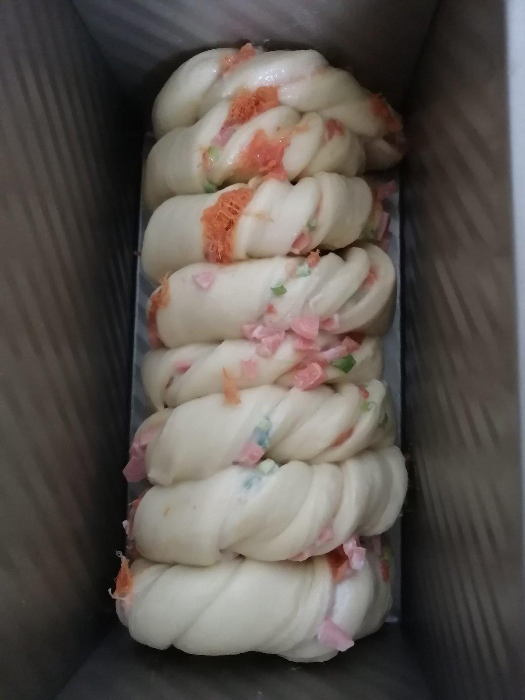 香葱肉松手撕吐司