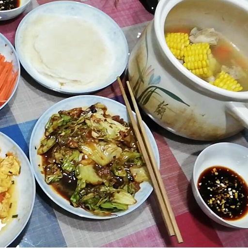 阿婆手撕包菜