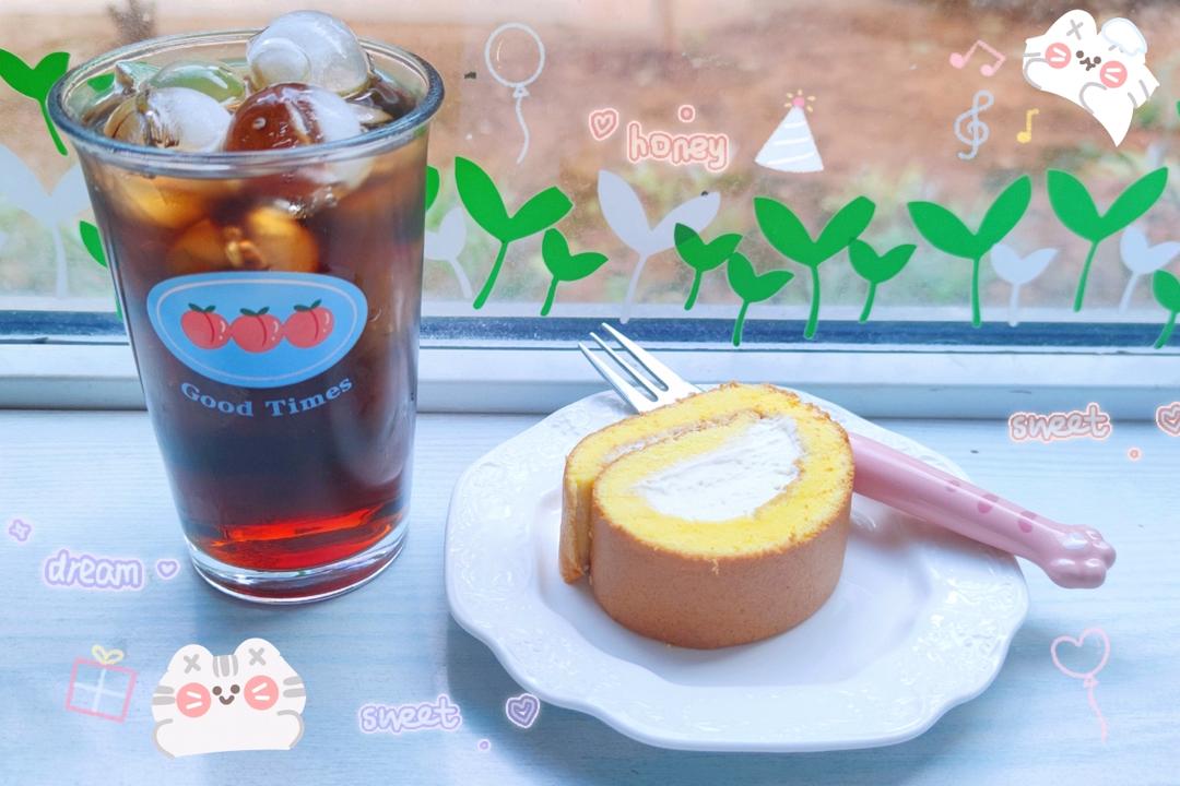 超详细的瑞士卷奶油蛋糕卷原味蛋糕卷的制作方法 饱满不掉皮不开裂（附模具换算方法）