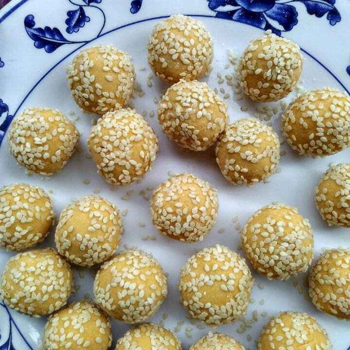 地瓜小麻团