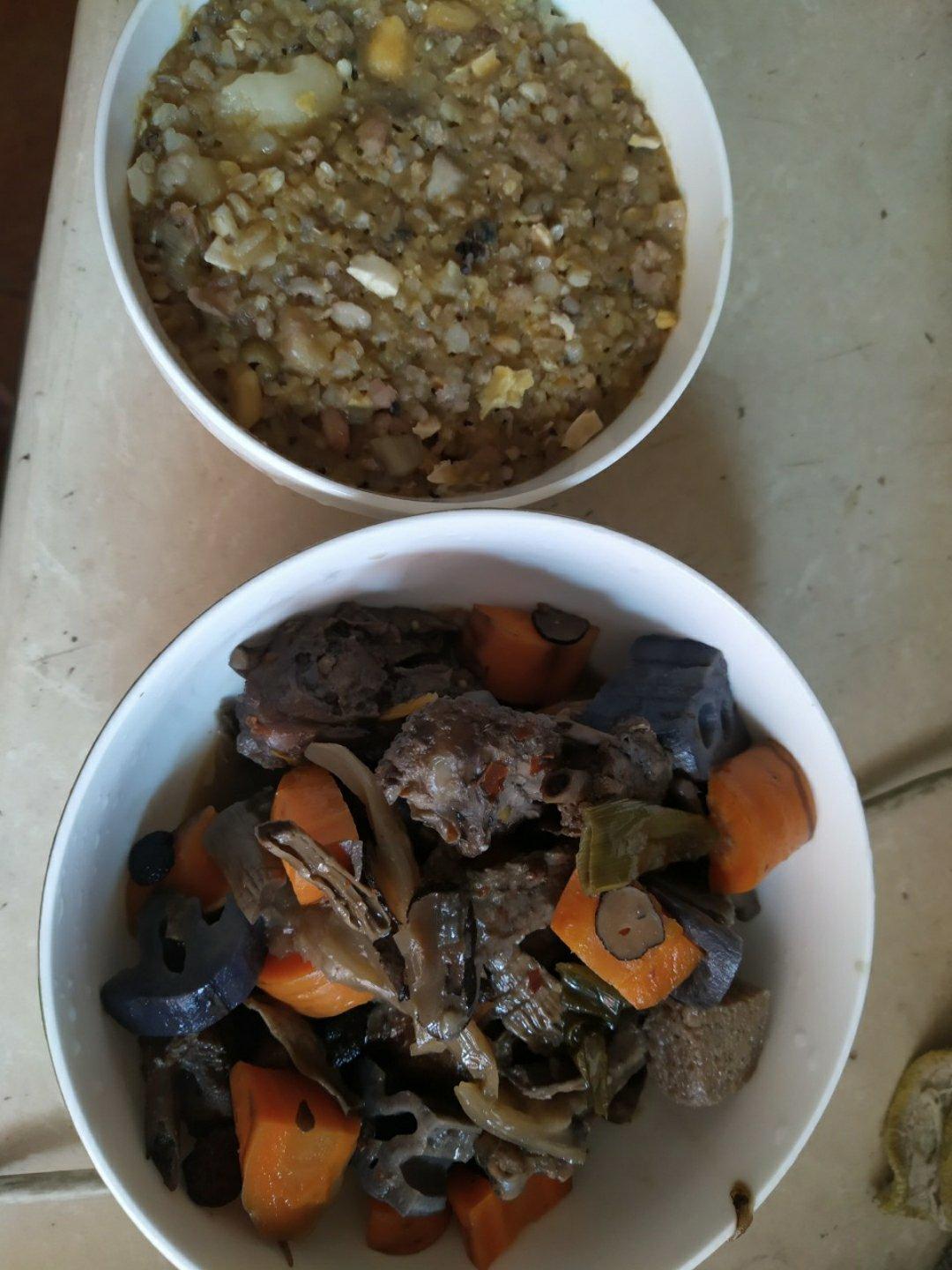 就想问问，在哪里发表作品啊？找不到了