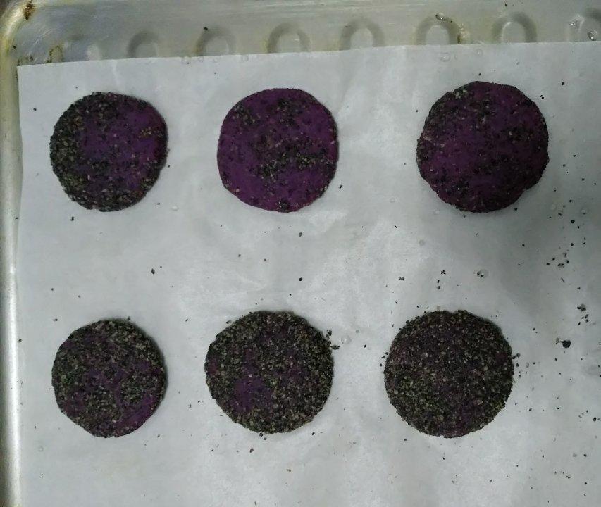 色香味美紫薯饼，甜甜的爱！