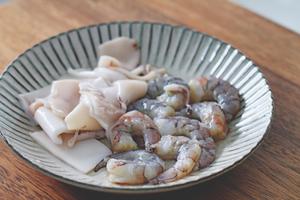 翻滚吧大厨——马来西亚 kerabu seafood (凯拉海鲜）的做法 步骤1