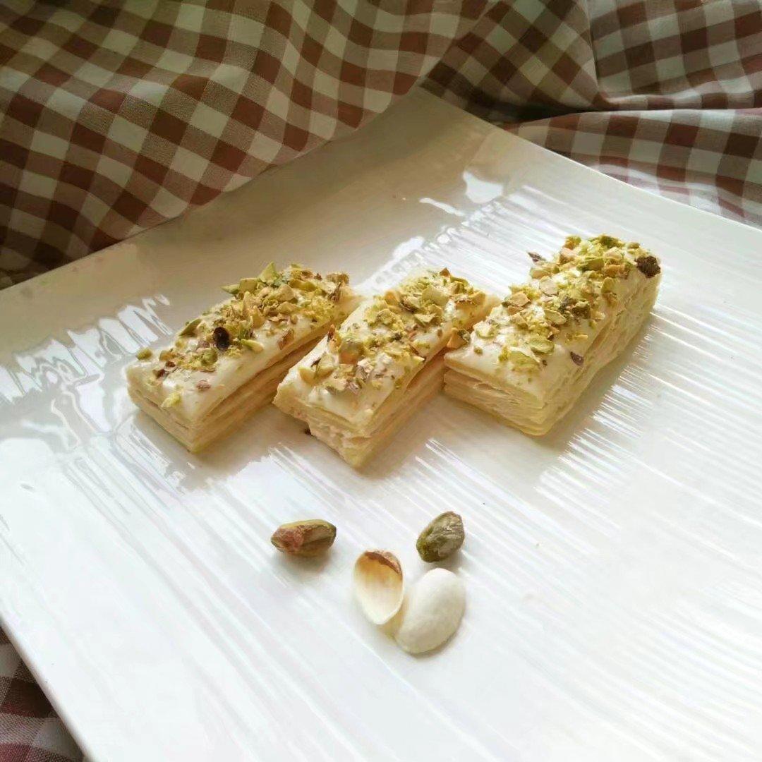 松塔千层酥