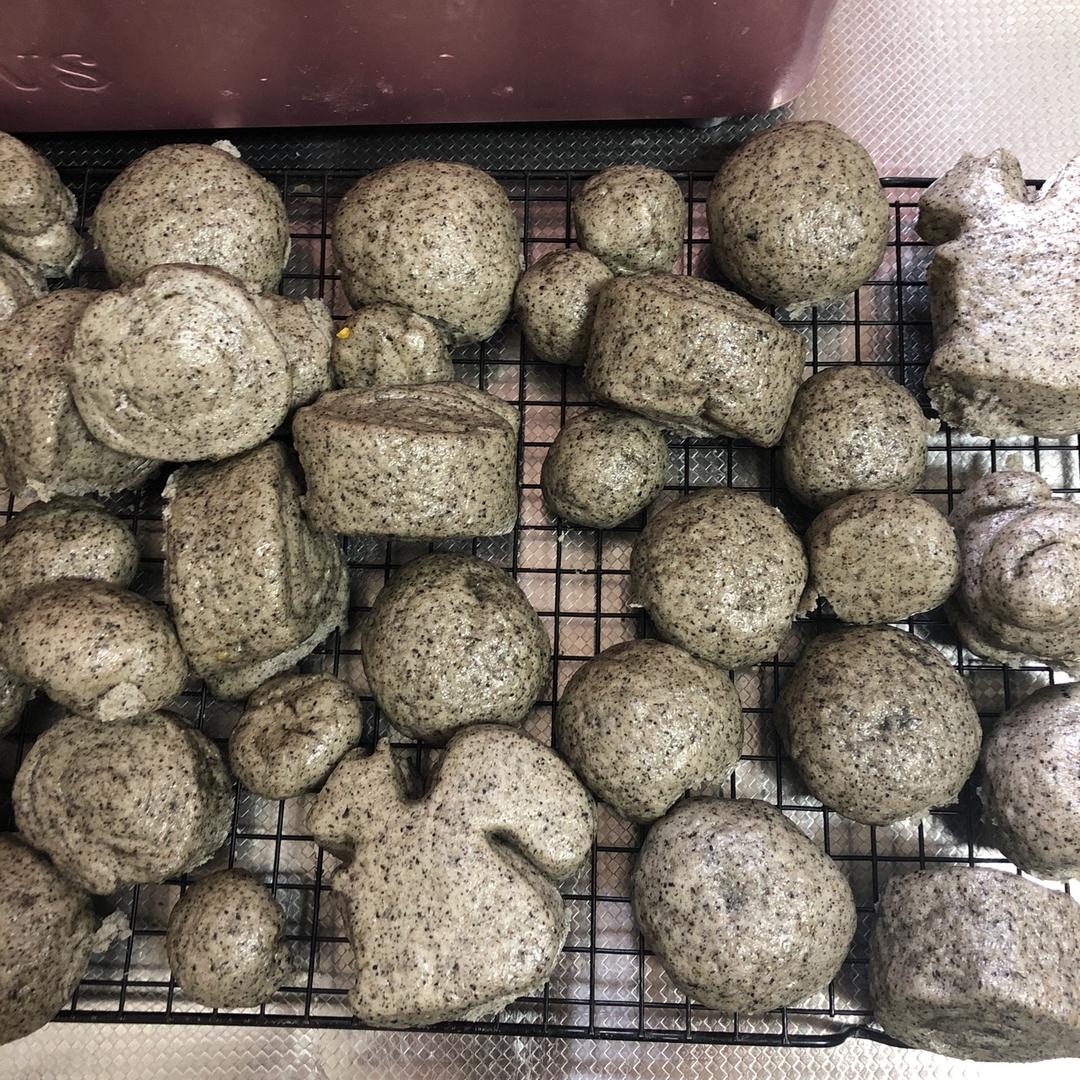 奶香黑芝麻刀切馒头