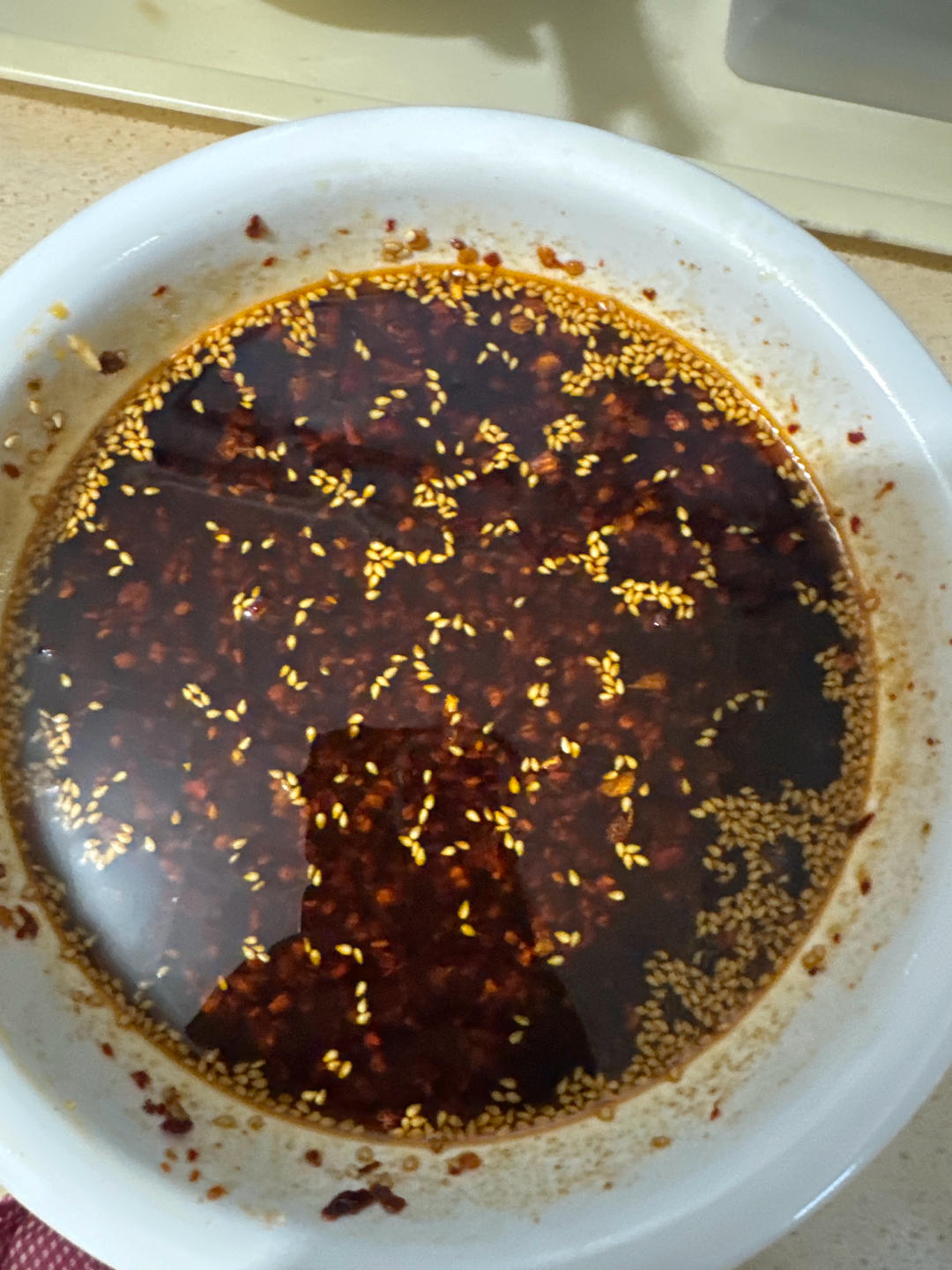 用辣椒面做的家庭自制万能辣椒油-简易版！贼香