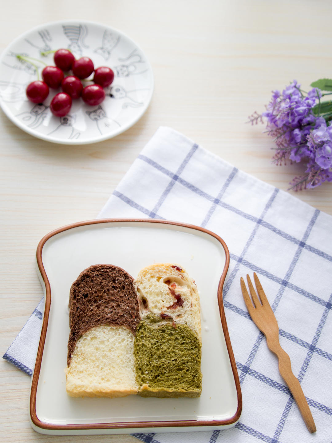 【四味吐司】高颜值+多口味，一口四种味道，大大的满足啦~