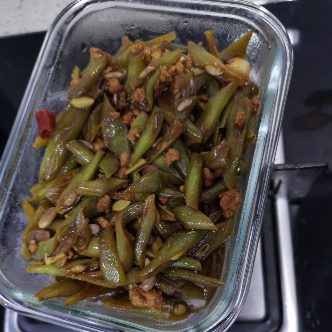 酱爆豆角丝～比肉还好吃的家常菜