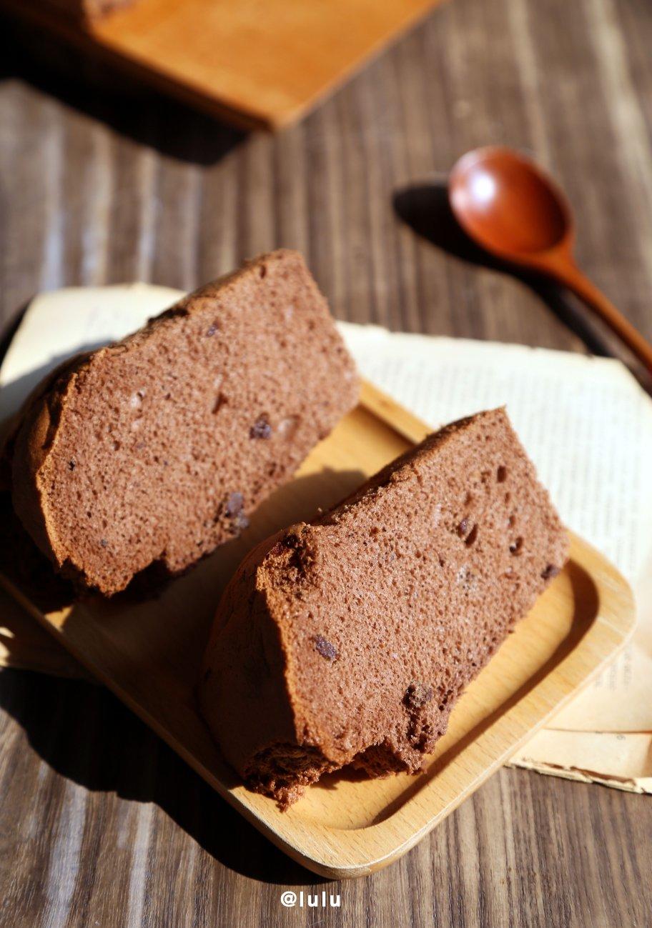 香浓柔软的可可戚风蛋糕