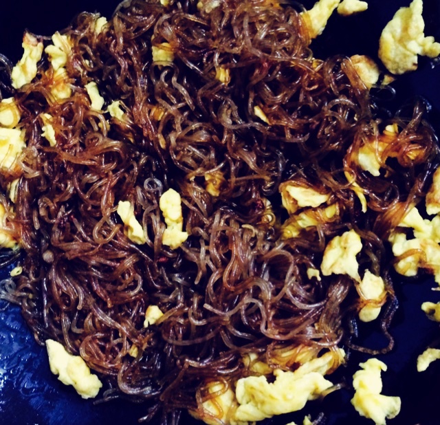 快手青菜鸡蛋炒粉丝