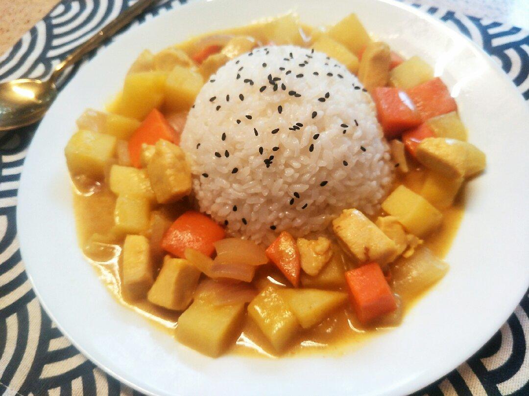 咖喱鸡饭