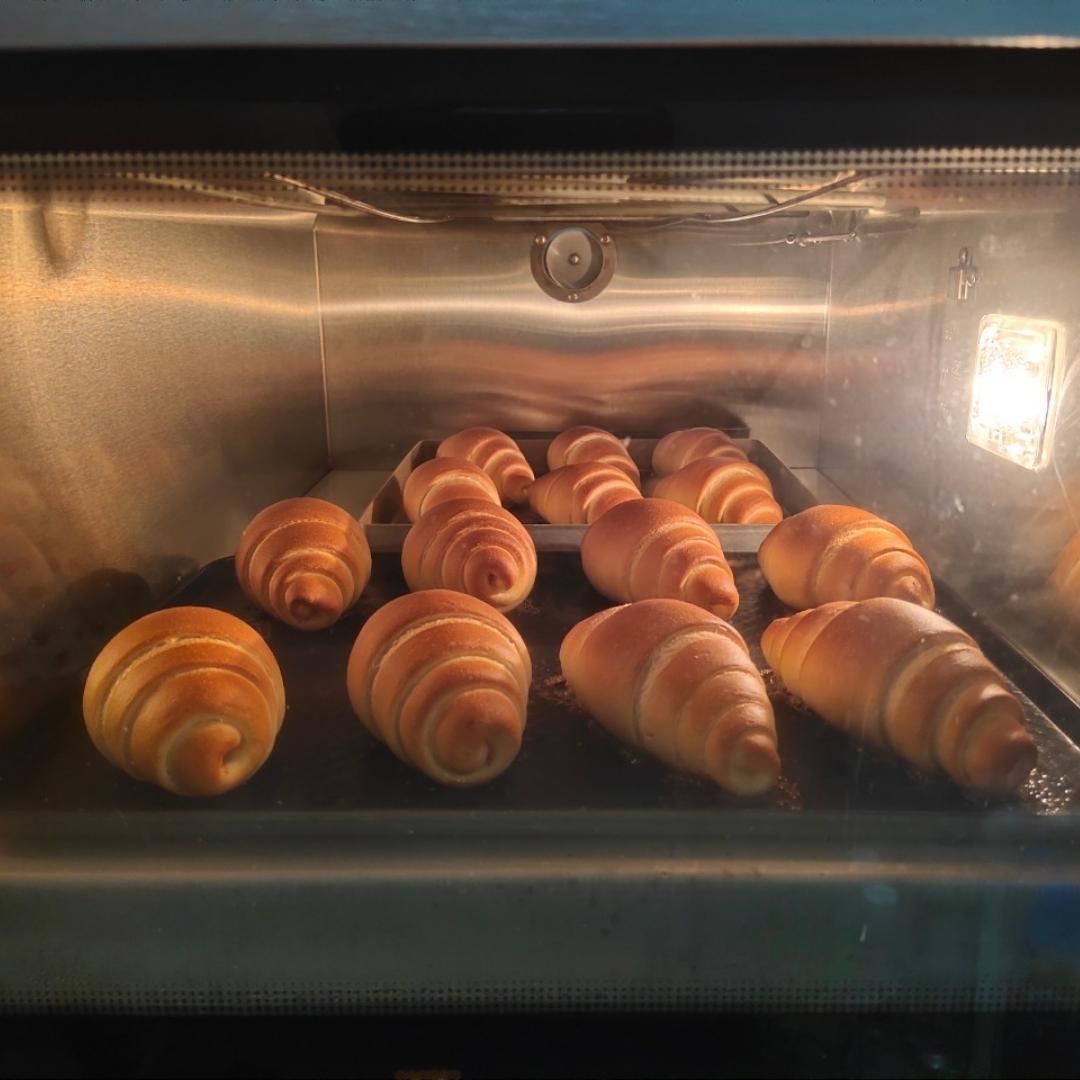 唯美日式樱花盐面包