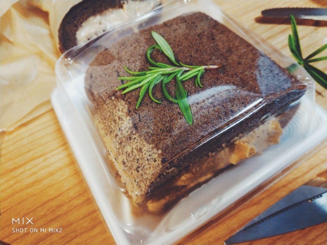 抹茶戚风蛋糕卷