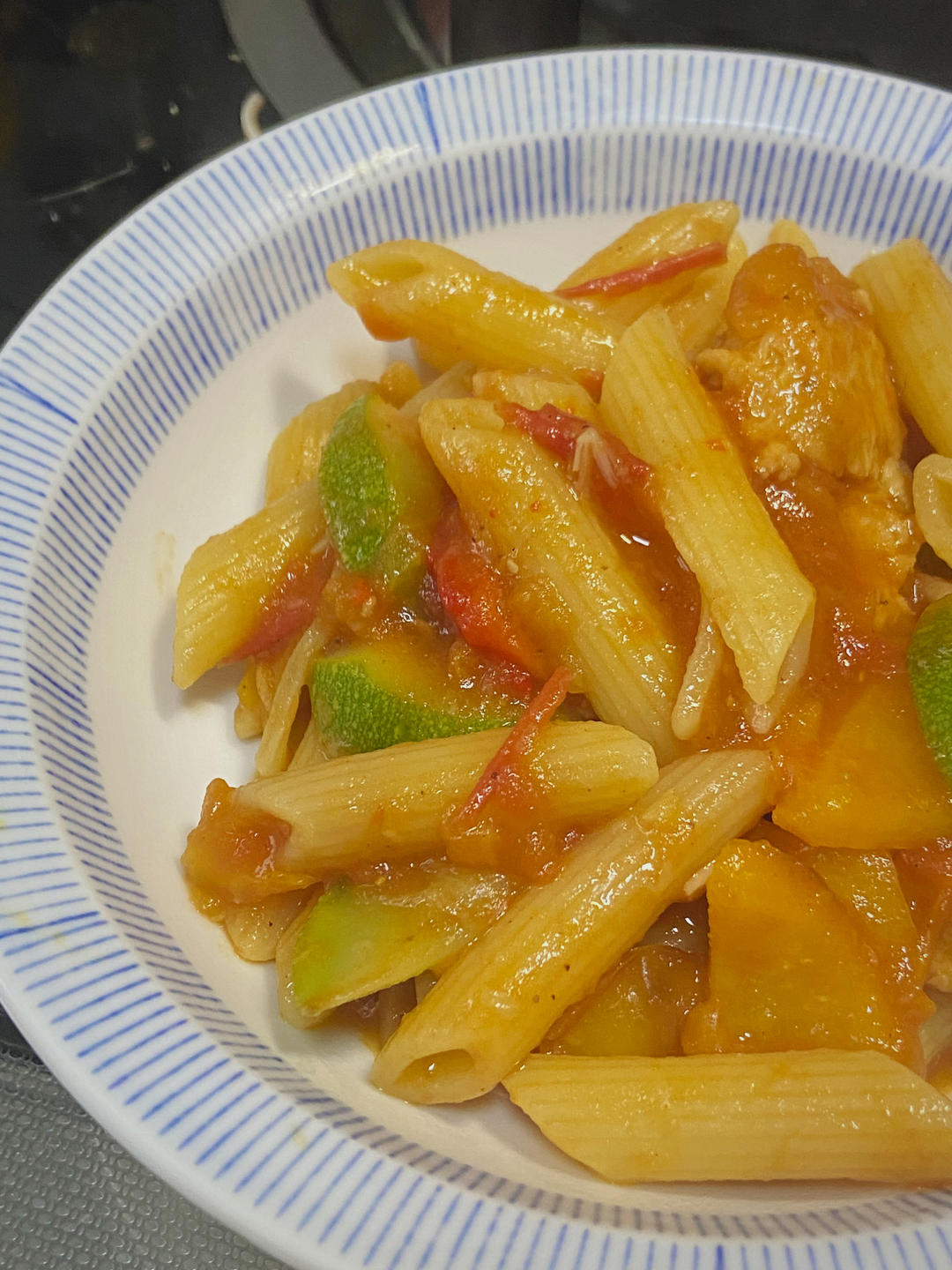 辣味蕃茄肉丸意面