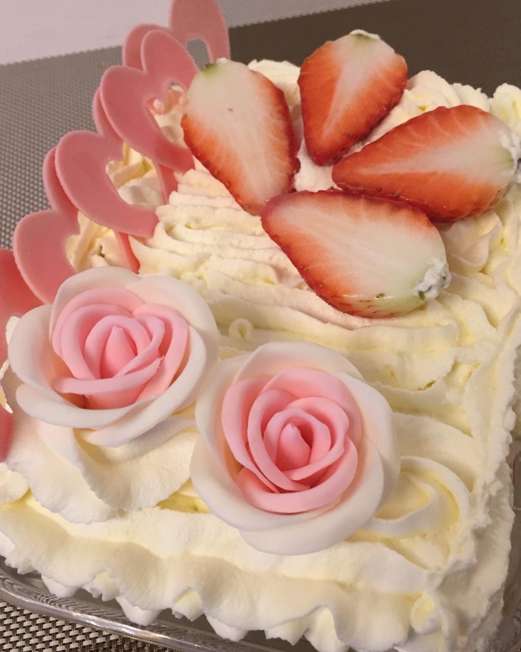 草莓盒子蛋糕Strawberry Cake Dessert