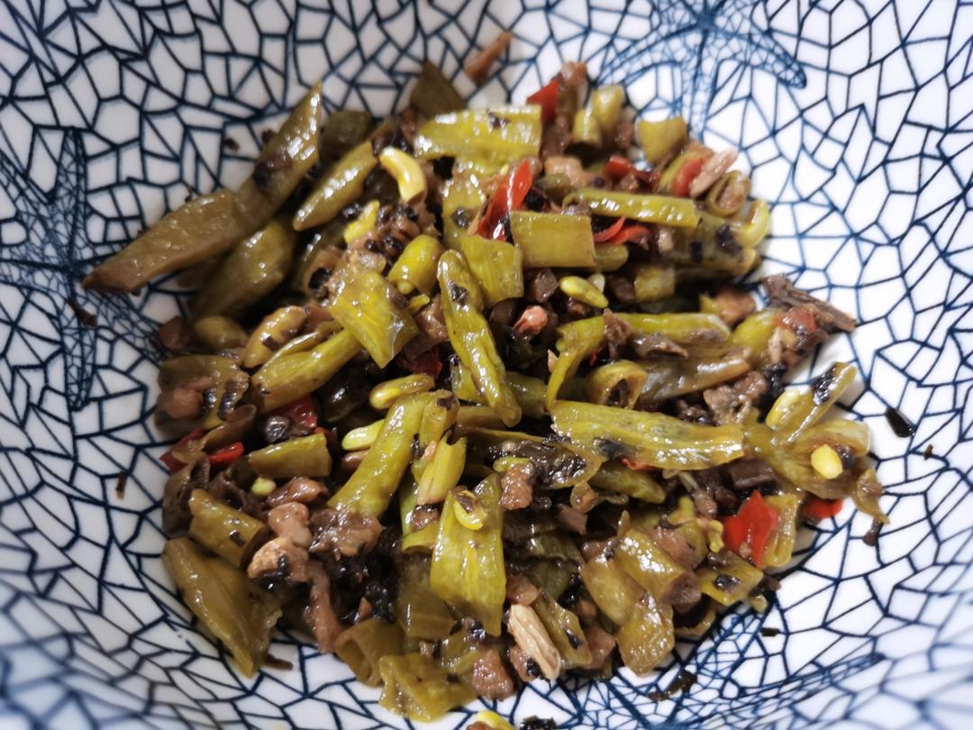 小米辣炒酸豇豆
