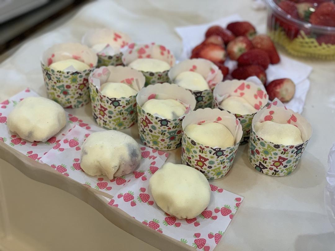 腹黑白胖子——奥利奥雪媚娘