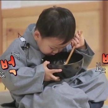 努力做菜的手残星人