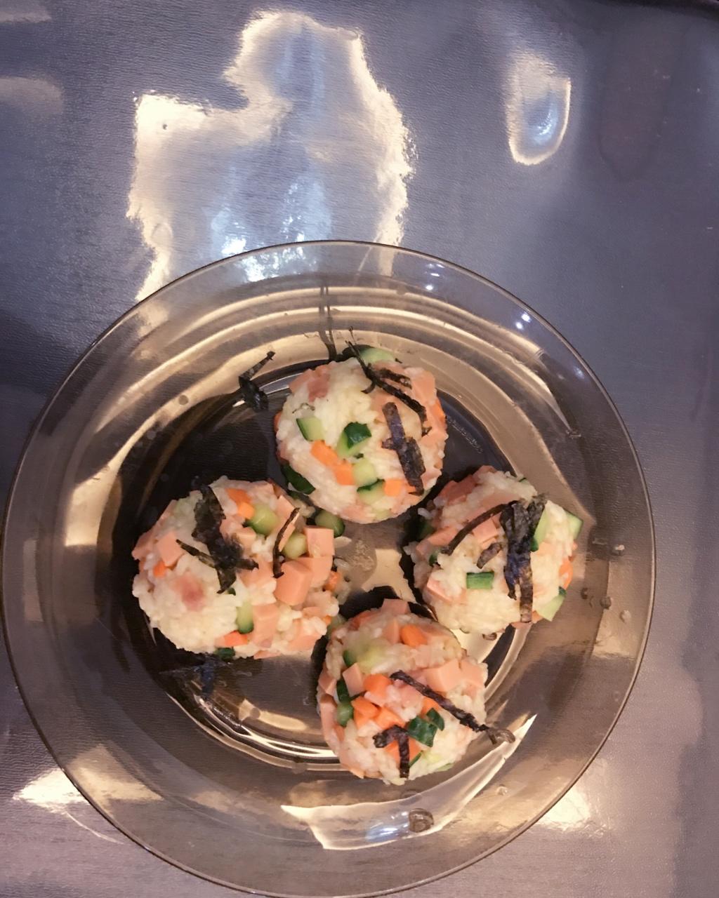 心情饭团