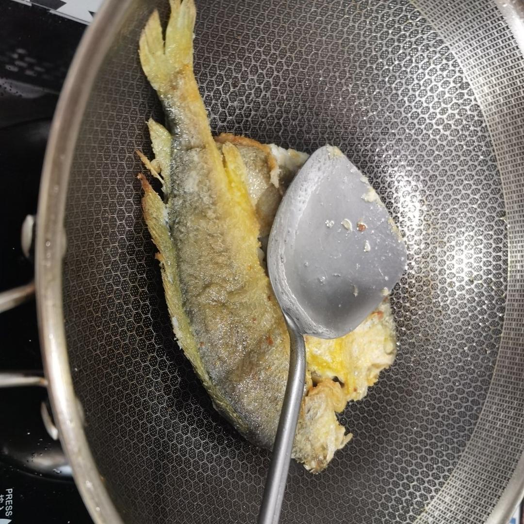 十分钟下饭菜—豆豉黄鱼鲞
