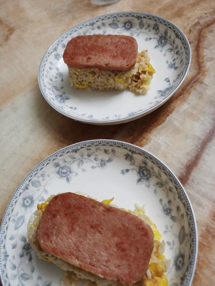 超厚超满足的午餐肉饭团