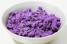 紫薯花开馒头的做法 步骤2