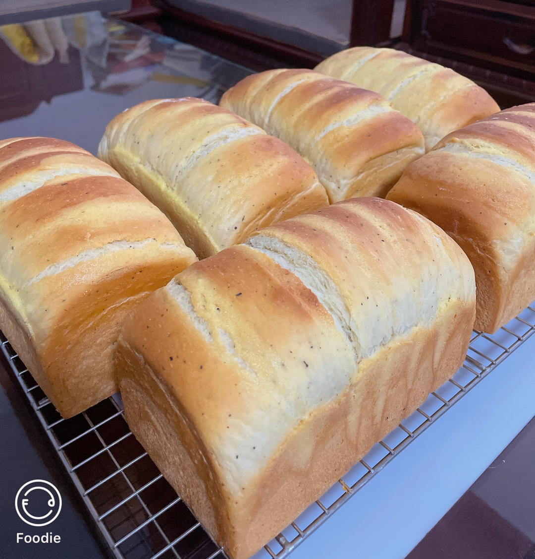 伯爵鲜奶乳酪吐司