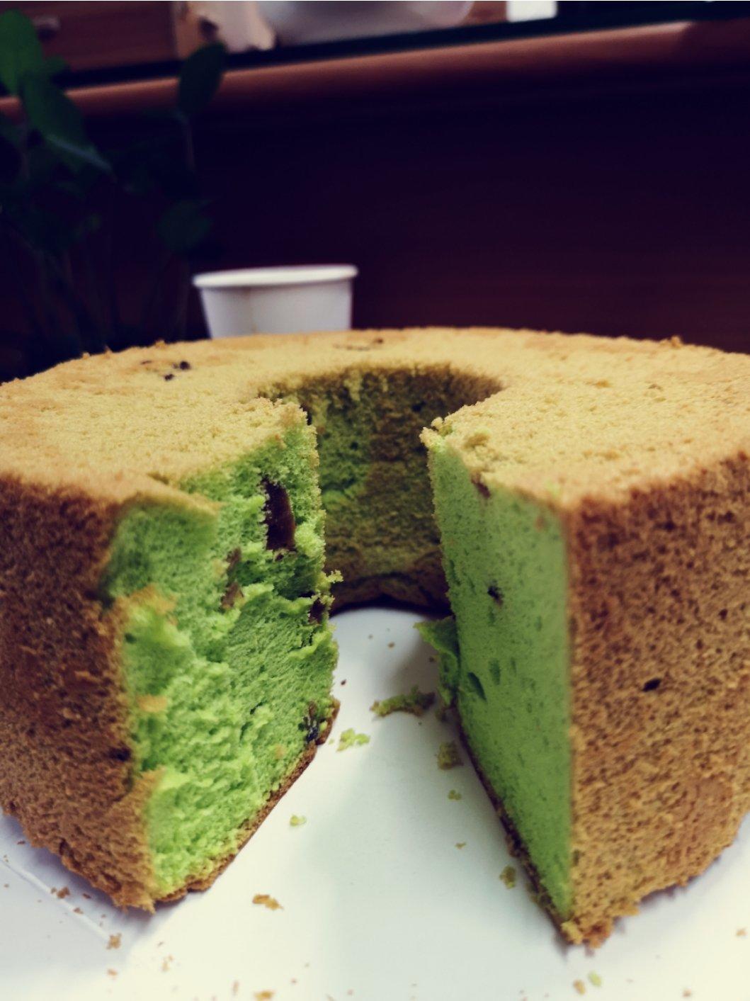 菠菜戚风蛋糕（8寸中空模具）