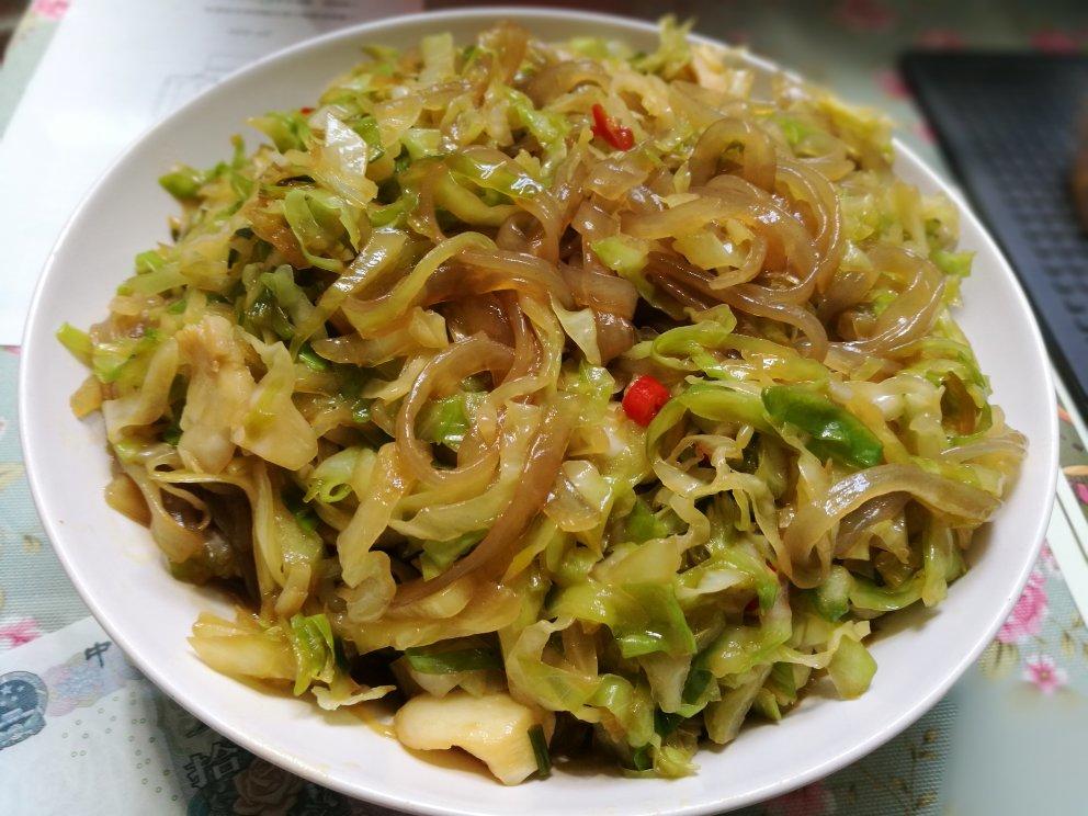 包菜粉丝炒鸡蛋