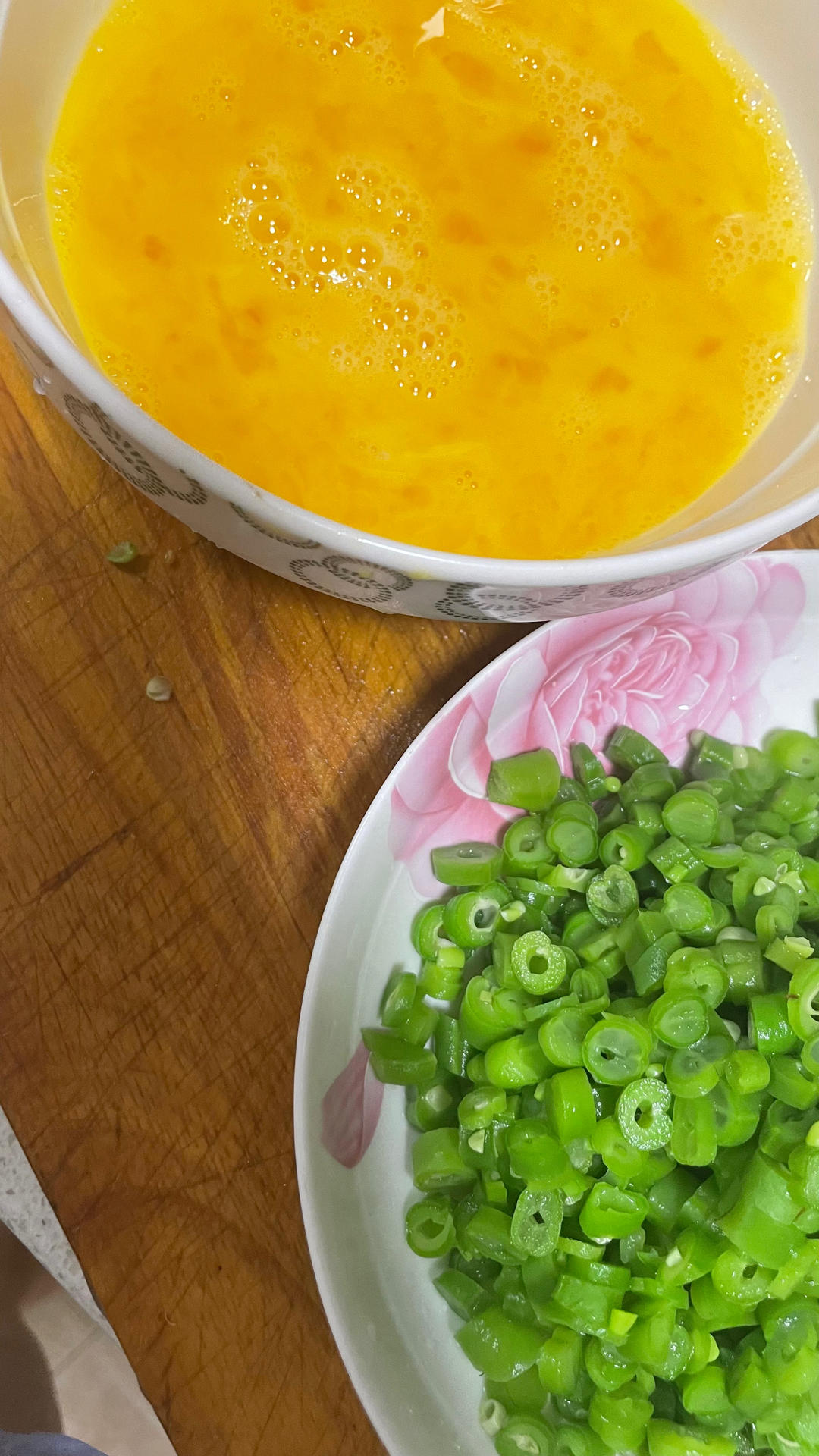 夏天拌饭菜——豆角炒鸡蛋的做法 步骤5